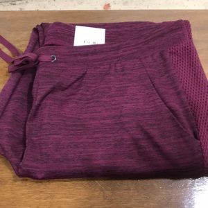 NWT- Wild Cherry color ActiveWearLon…
